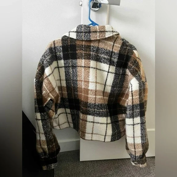 ❌ Sold! Garage Jacket - Picture 3 of 4